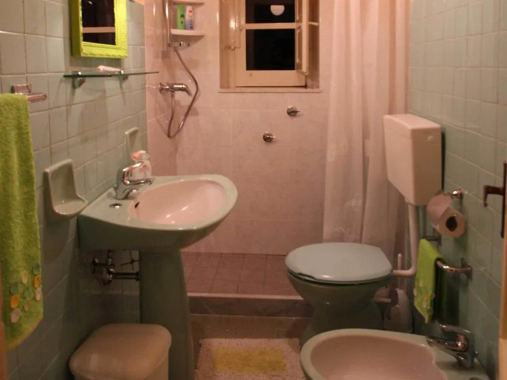 Casa Vacanze Nino Petrelli Naso